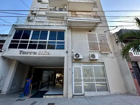 Arturo Illia 600