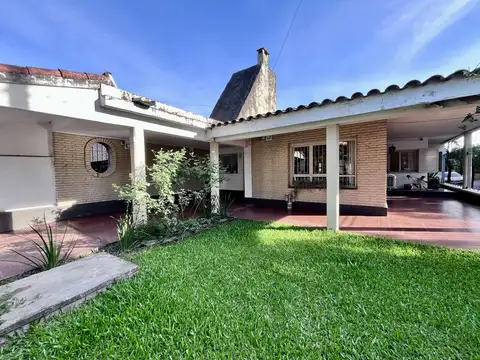 Casa en Salas y Valdez al 1200, esquina Bascary, Yerba Buena