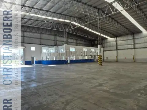 Galpon en Alquiler en Campana, USD 10.500