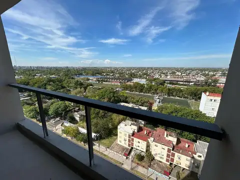 Monoambiente aa esstrenar al frente c/ balcón R. de Escalada