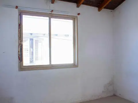 Depto Tipo Casa en Venta en Ramos Mejia, USD 40.000