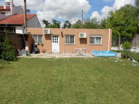 CASA EN VENTA DE 4 DORMITORIOS EN UDAONDO ITUZAINGO