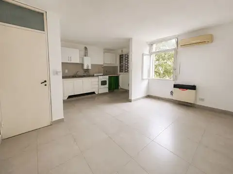 Venta dpto 3 ambientes cochera Beccar apto credito