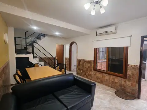 Depto Tipo Casa en Venta en Villa Ballester, USD 89.000
