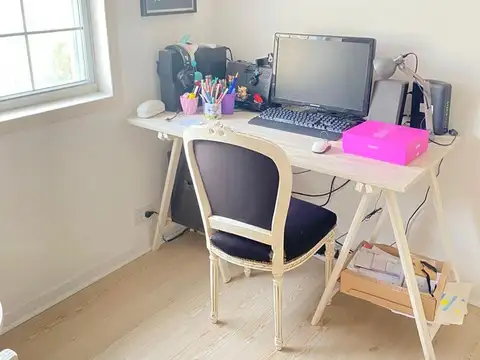 Casa 6 ambientes con 4 baños