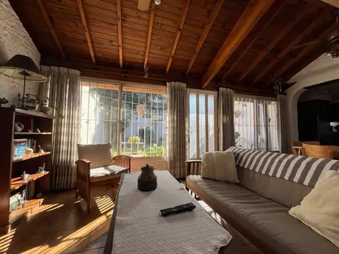 CASA DE 4 AMB EN TEMPERLEY, EXCELENTE APTA CREDITO