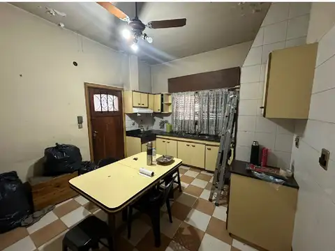 Casa en Venta en Villa Luzuriaga, USD 195.000