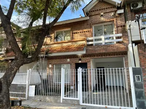 Casa Dúplex  en Venta en Olivos, Vicente López, G.B.A. Zona Norte