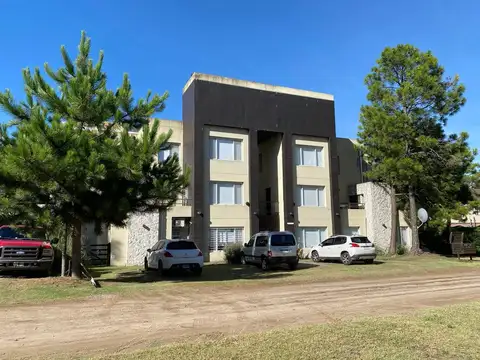 Departamento en venta en pinamar zona colegio tierras del sur 