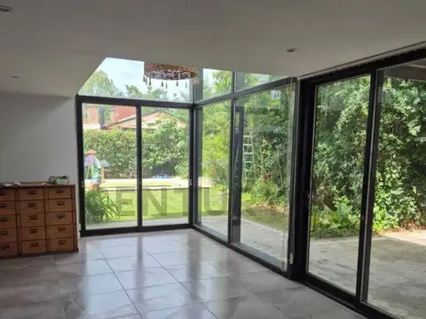 Casa 6 ambientes con 1 baño