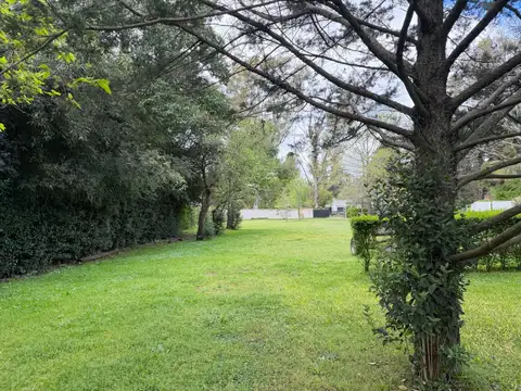 Calle 443 e/ 25 y 26 3000