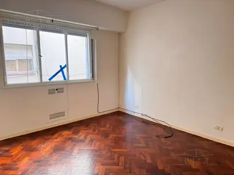 Avenida Hipólito Yrigoyen 2900