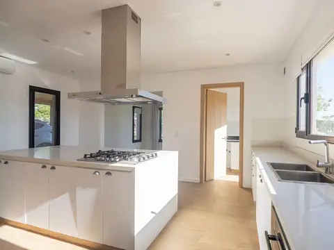 ALQUILER CASA en PUERTOS CEIBOS vista a Laguna