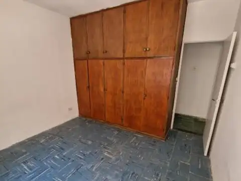 Depto Tipo Casa en Alquiler en España, $ 500.000