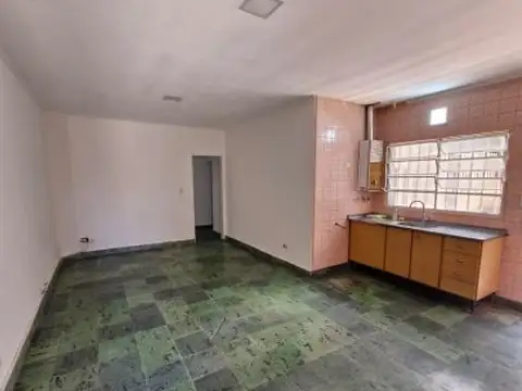 Dorrego al 3000 (Departamento de pasillo 2 dormitorios C/Patio y Terraza)