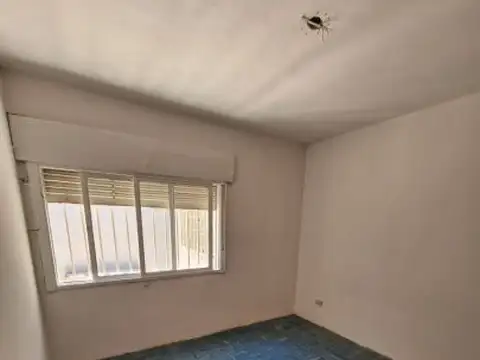 Depto Tipo Casa en Alquiler de 2 dormitorios