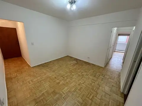 HERMOSO  2 AMB CON BALCÓN PROXIMO AL SHOPPING ALTO PALERMO- BAJAS EXPENSAS