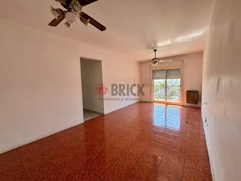 Departamento 4 ambientes con 2 baños