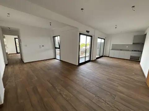 Departamento 2 Amb. en venta en Mataderos. SUPER AMPLIO