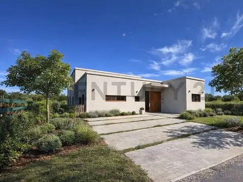 VENTA CASA 5 AMBIENTES, EL CAZAL, ESCOBAR