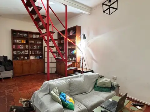 Depto Tipo Casa en Venta 56 años