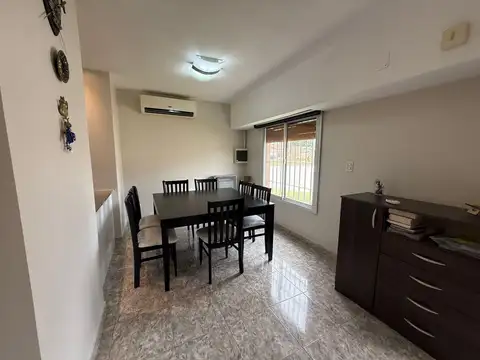 VENTA- CASA DE 2 DORMITORIOS-