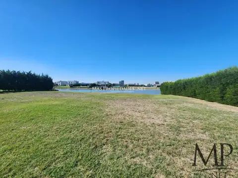 Lote en venta a la laguna en Canning barrio Horizontes al Sur