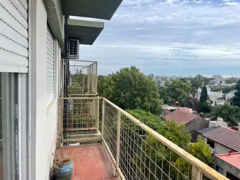 Irigoyen 700, Piso 6