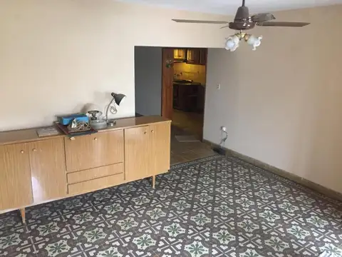 Casa en Venta con 1 cochera