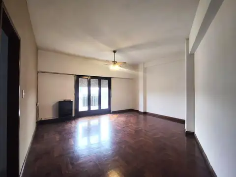 2da Rivadavia 19700, Piso 2