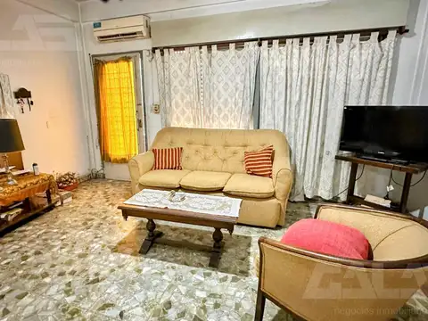 Casa en Venta en Castelar Sur, USD 82.000