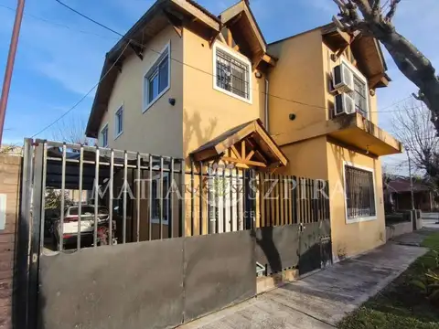 Casa 6 ambientes. | Mariscal Castilla 4988