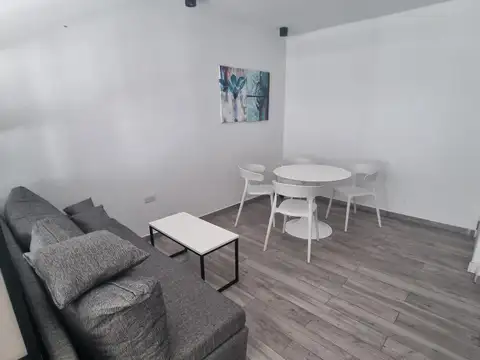 Departamento en Alquiler en San Telmo, USD 900