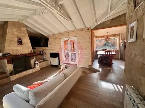 Casa en Venta en San Martin de los Andes, Lácar