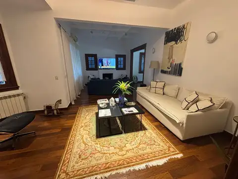 Excelente chalet parque, piscina. - Olivos-Qta.Presid.