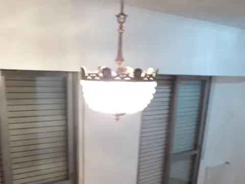 Departamento 5 ambientes con 2 baños