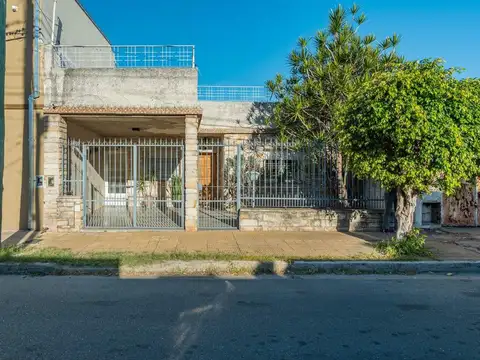 VENTA CASA 5 AMB LOMAS DEL MIRADOR CON TERRAZA