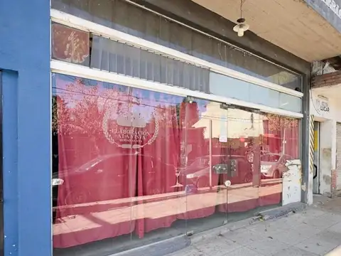LOCAL 20 MTS2 + ESPACIO DE ELABOR, DE 90 MTS2 - PASO DEL REY