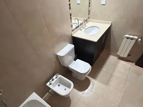 Departamento 4 ambientes con 3 baños