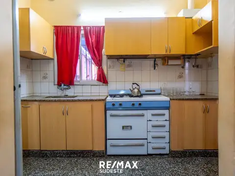 Casa 4 ambientes con 3 baños