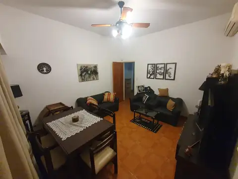 Patron 6317 , Piso PB