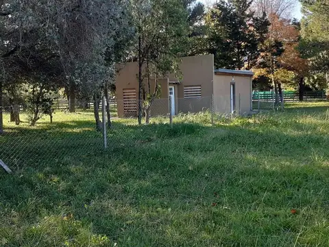 Casa en venta a refaccionar, en barrio semi abierto