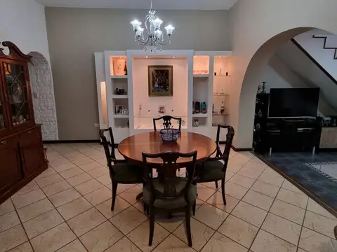 Casa en Venta con 1 cochera