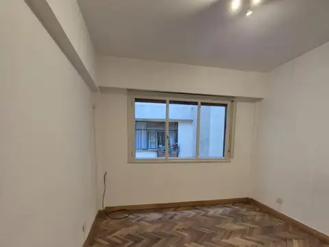Departamento 2 ambientes alquiler en Parque Centenario
