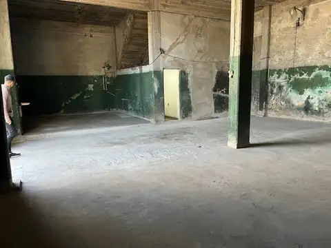 ALQUILER – GALPÓN / DEPÓSITO 120 M2 – USO COMERCIAL