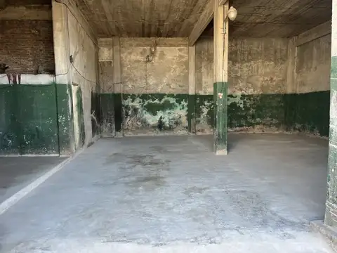 Avenida Miero 200