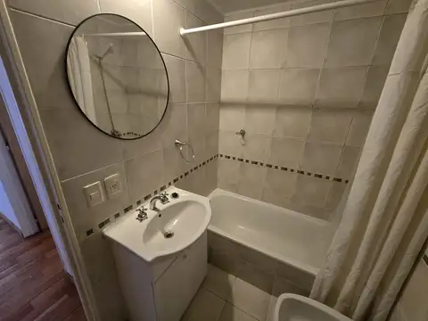 Departamento en Alquiler con 1 cocheras
