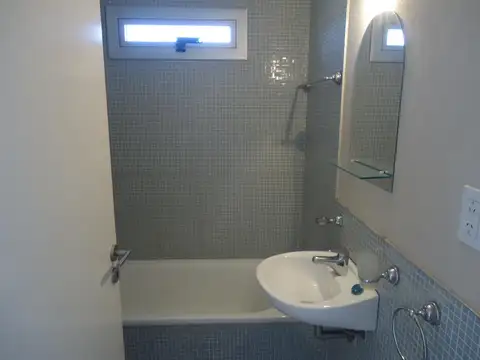 Departamento en Venta en Olivos Vias/Rio, USD 185.000