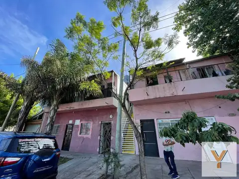 Complejo de departamentos en venta - 18 Dormitorios 18 Baños - 300Mts2 - Ezpeleta Este