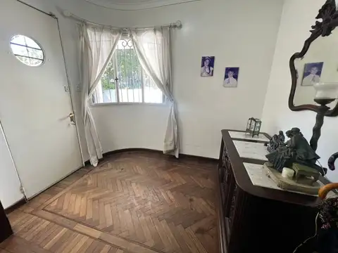 Venta casa 4 ambientes banfield oeste Residencial